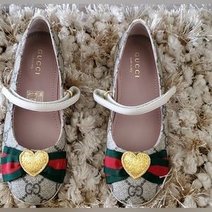 Girls Gucci Shoes Size 29 … 12c in US